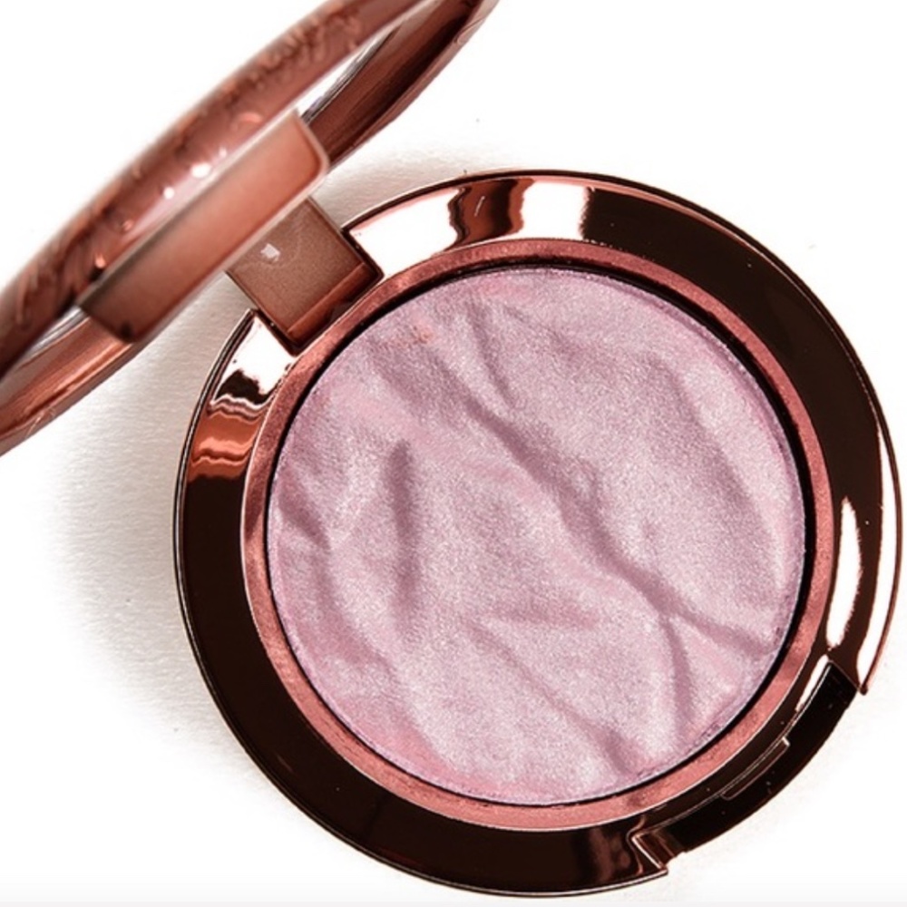 NIB- MAC Cosmetics Eyeshadow in Sunphoria